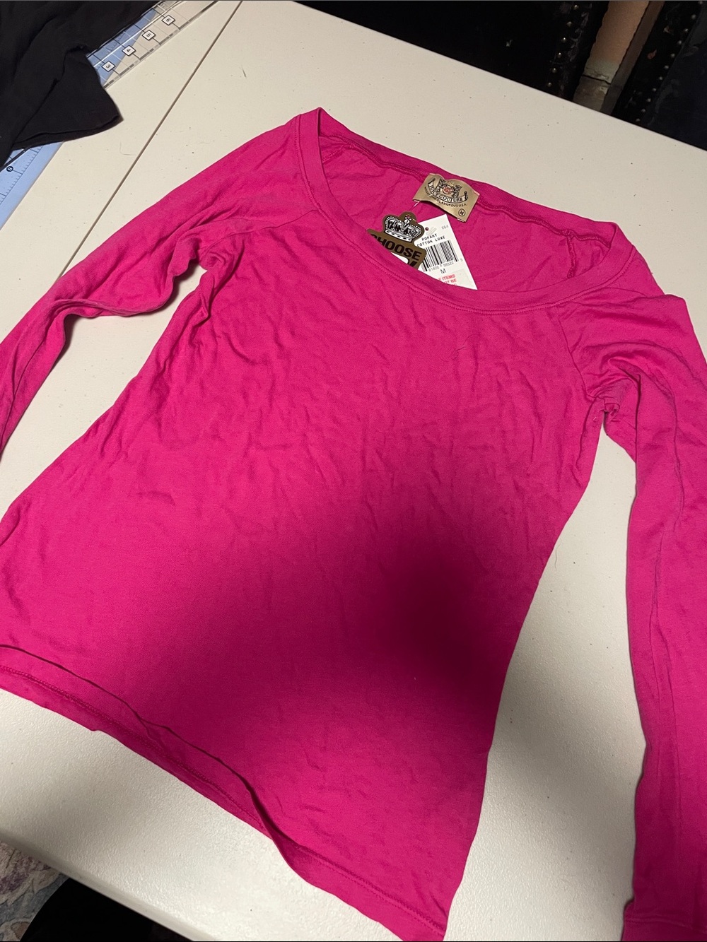 Juicy Couture long sleeve T-shirt. Sz M magenta nwt